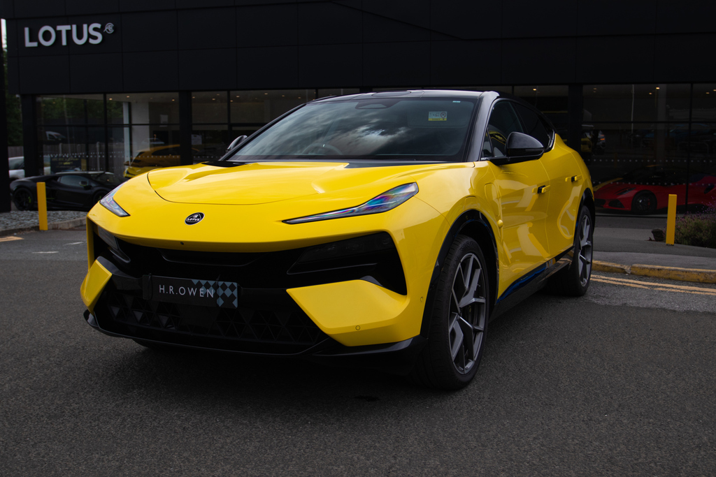 Lotus Eletre 112Kwh Suv 4Wd Dual Motor 611  #2