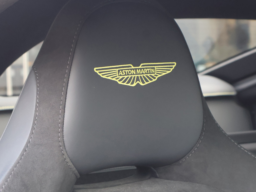 Aston Martin Vantage Coupe DN74GXX #5