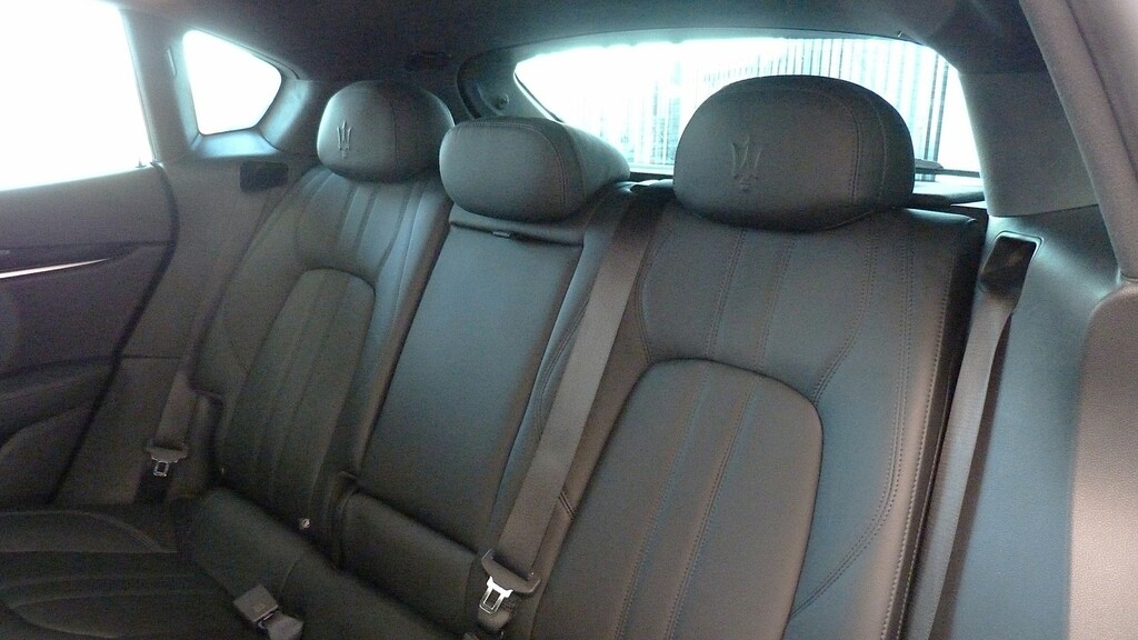 Maserati Levante  Black #18