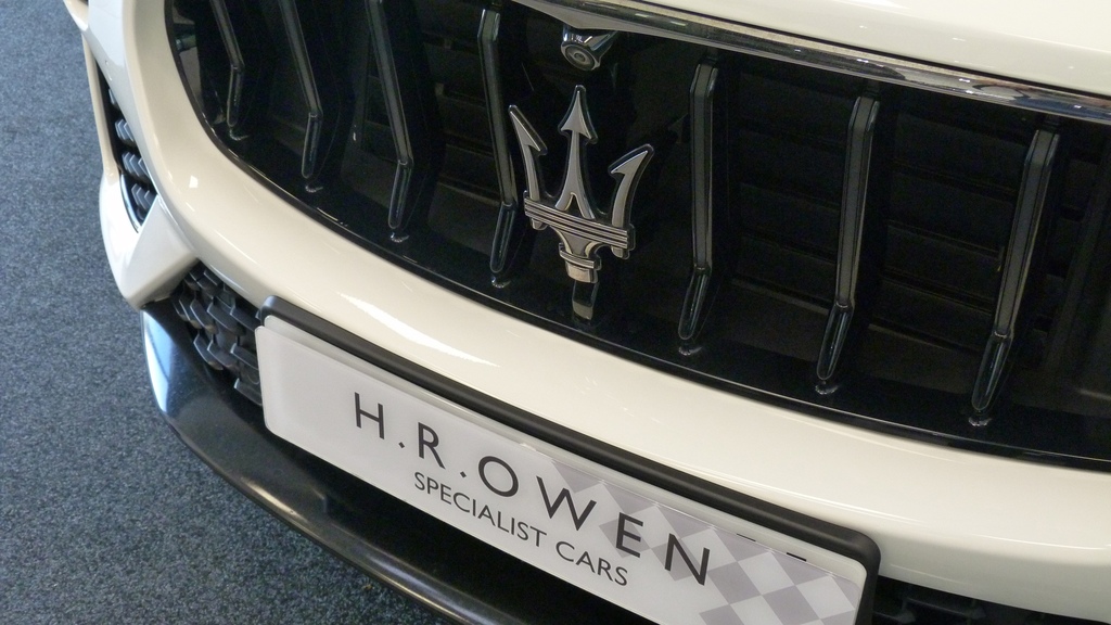 Maserati Levante  Black #31