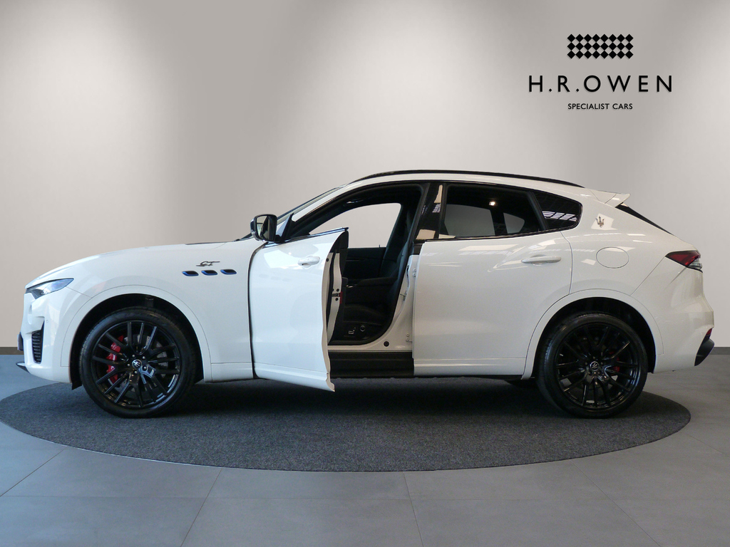 Maserati Levante  Black #33