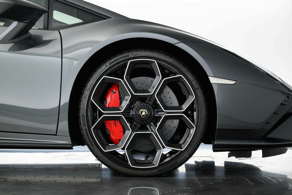 Lamborghini Huracan Tecnica  #9