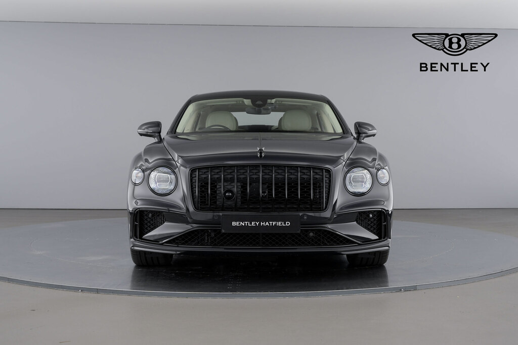 Bentley Flying Spur 4.0 V8 High-performance 25.9Kwh Azure Saloon P  #2