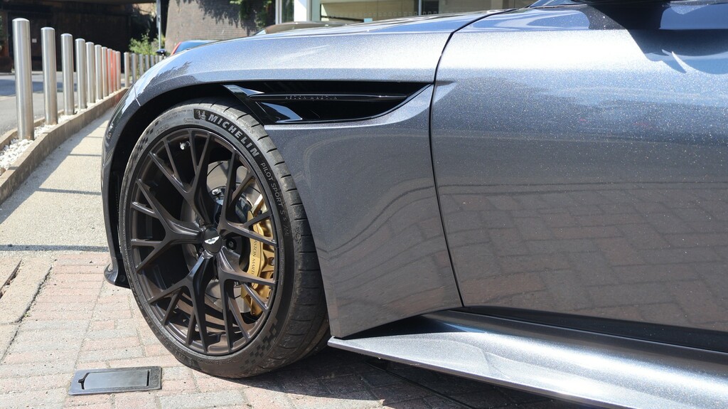 Aston Martin DB12 4.0 V8 Euro 6 Ss Green #7