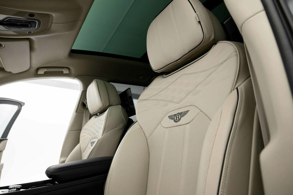 Bentley Bentayga 4.0 V8 Speed Touring Spec Black #22