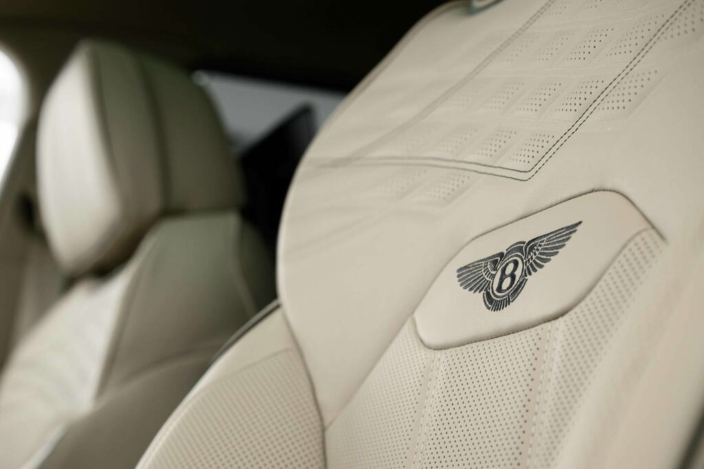 Bentley Bentayga 4.0 V8 Speed Touring Spec Black #23