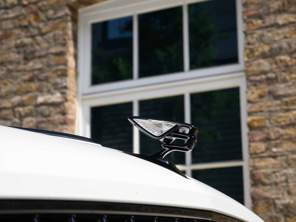 Bentley Flying Spur 3.0 V6 Hybrid Mulliner Driv Spec Tour #49