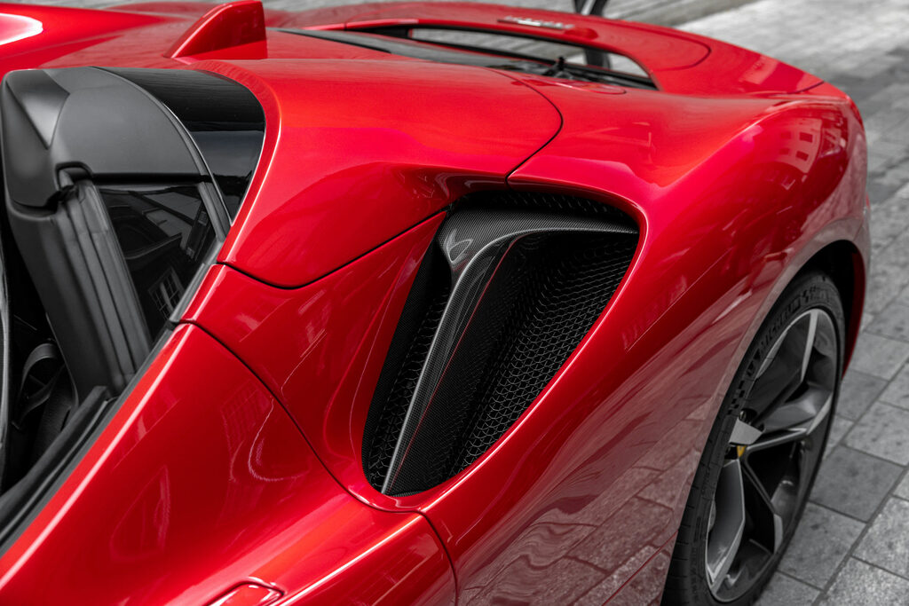 Ferrari Sf90 Spider Convertible #33