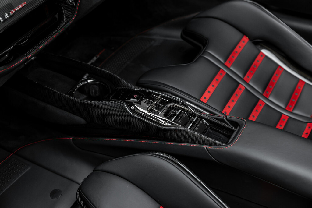 Ferrari Sf90 Spider Convertible #10