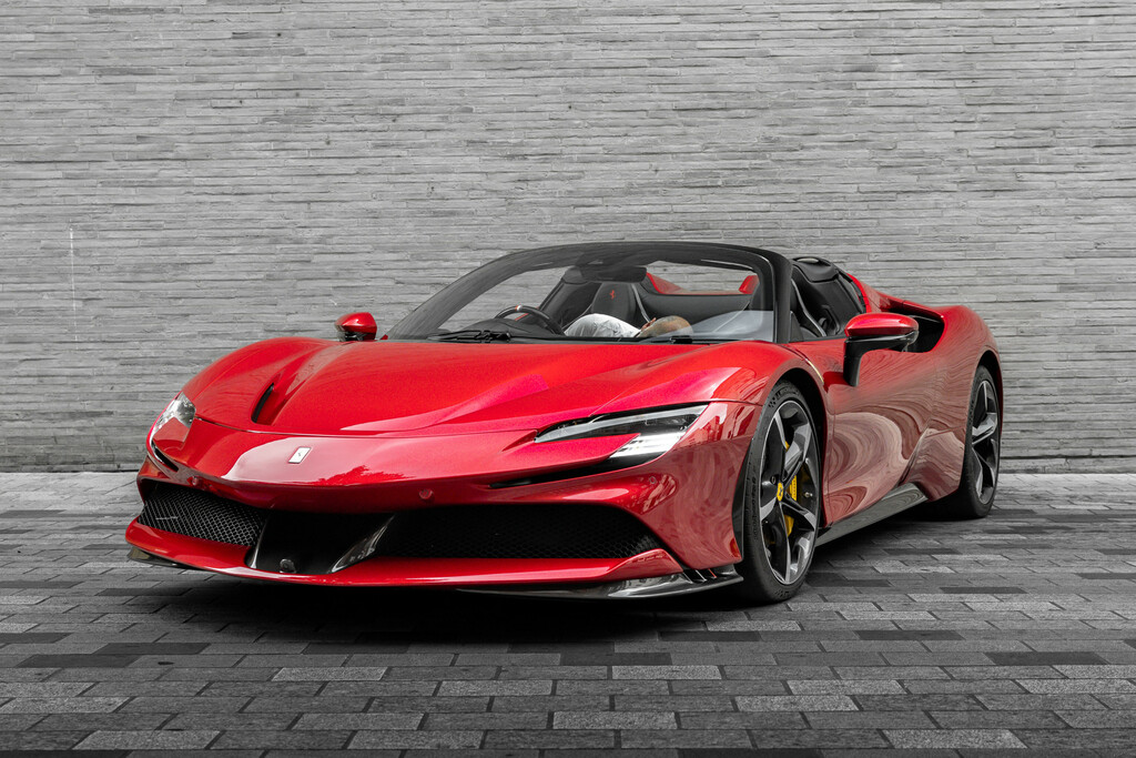 Ferrari Sf90 Spider Convertible #34