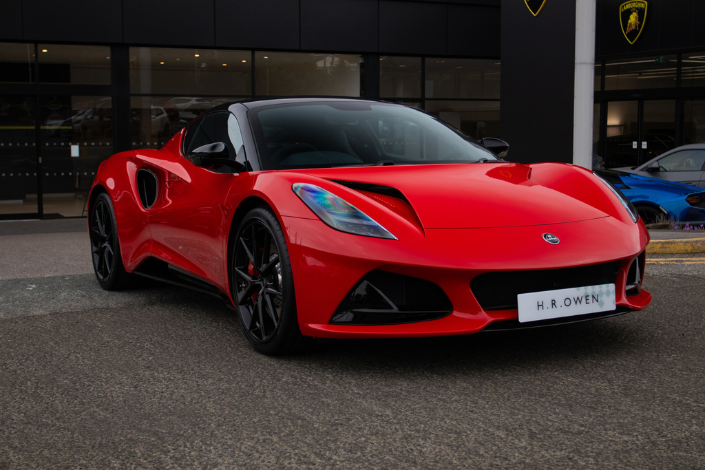 Lotus Emira Coupe