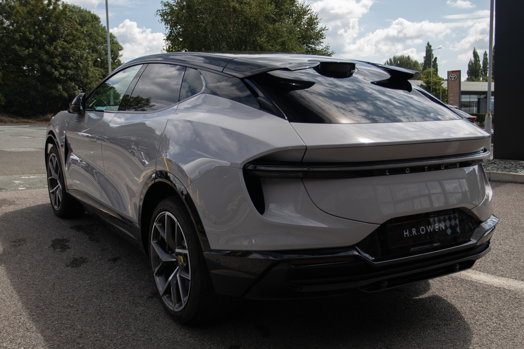 Lotus Eletre 112Kwh Suv 4Wd Dual Motor 611  #6