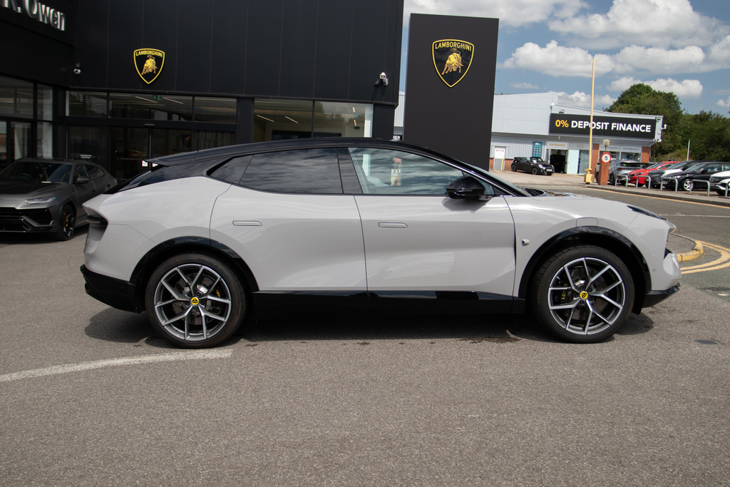 Lotus Eletre 112Kwh Suv 4Wd Dual Motor 611  #4