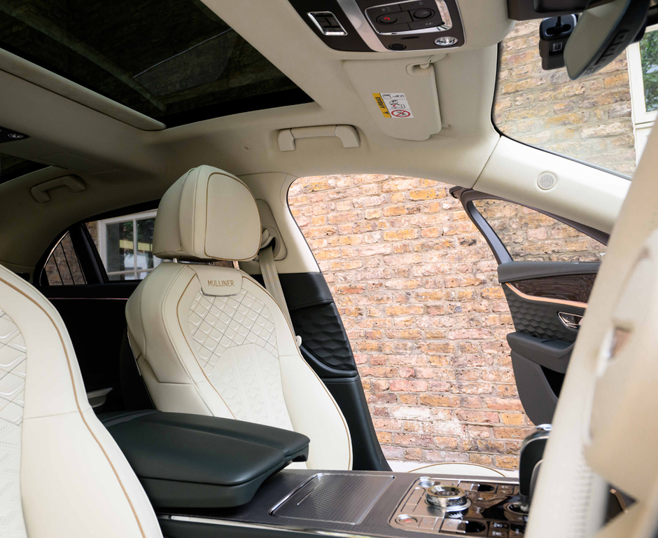 Bentley Flying Spur 4.0 V8 Hybrid Speed First Edition Saloon ST74OKL Blue #28