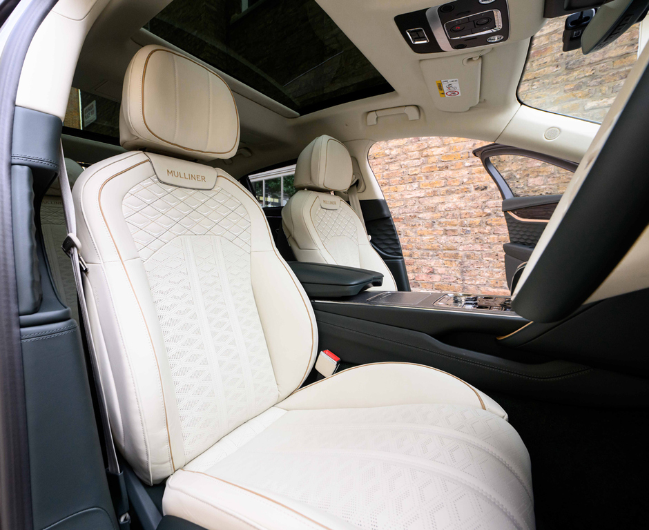 Bentley Flying Spur 4.0 V8 Hybrid Speed First Edition Saloon ST74OKL Blue #14