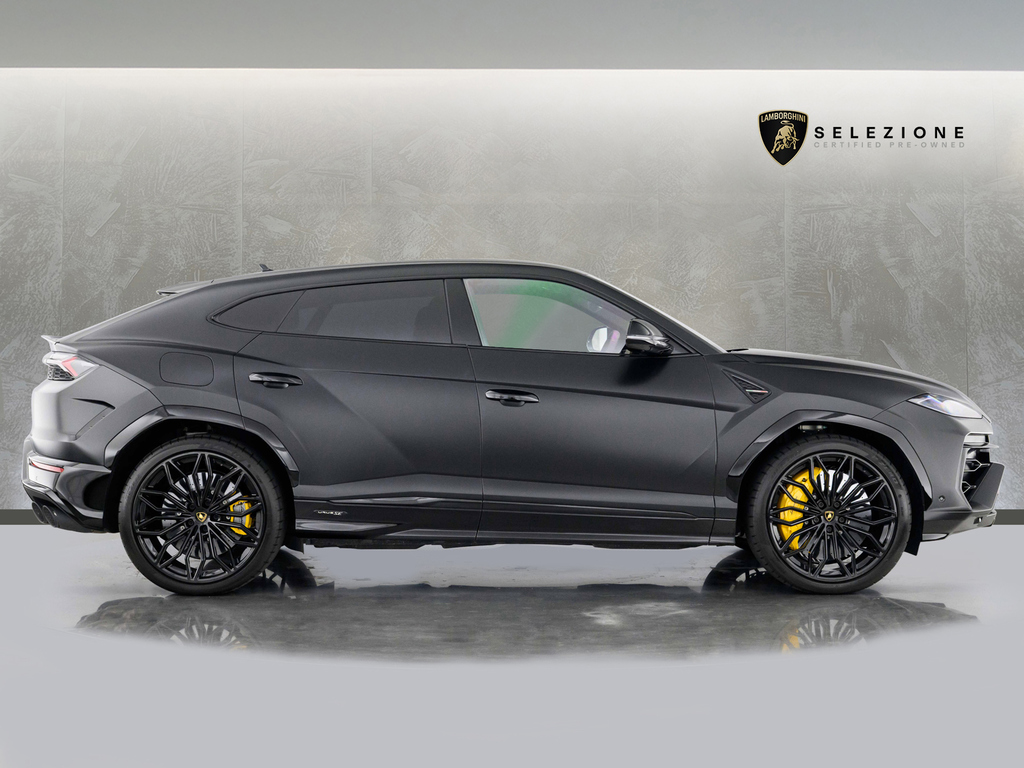 Lamborghini Urus Suv  #2