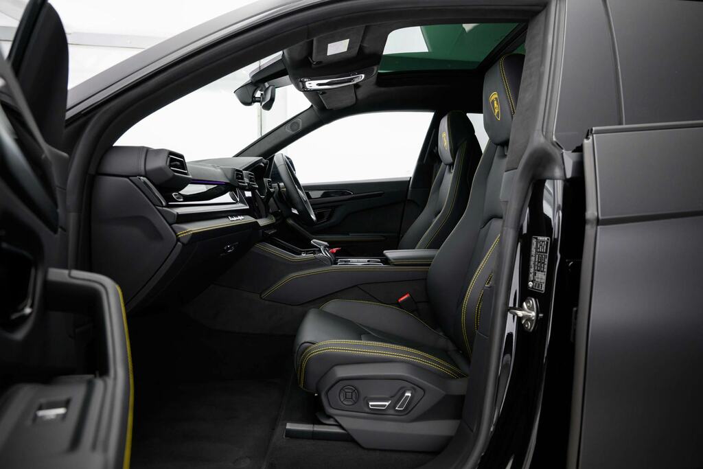 Lamborghini Urus Suv  #5