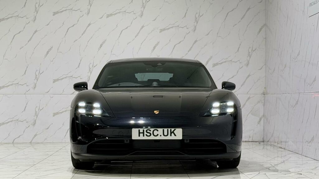 Porsche Taycan Performance Plus 93.4Kwh Saloon Black