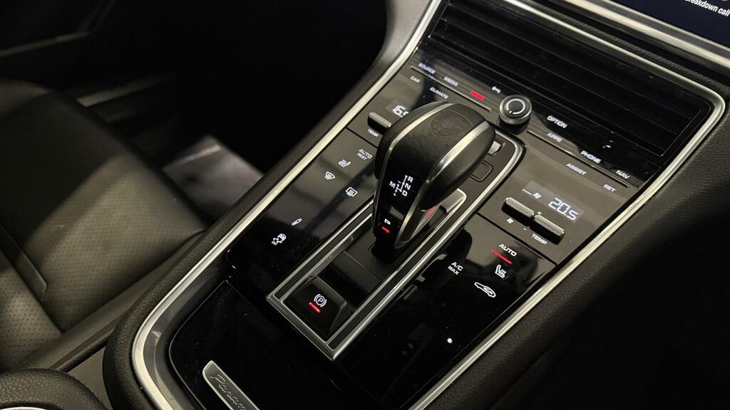 Porsche Panamera 2.9 V6 E-hybrid 17.9Kwh 4 Platinum Edition Sport T Black #19