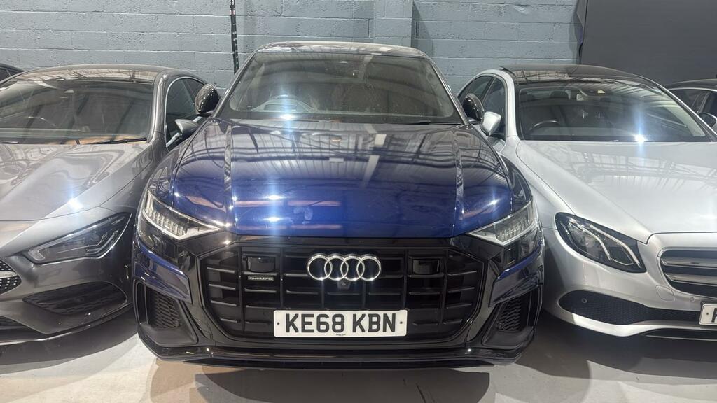Audi Q8 Vorsprung Blue