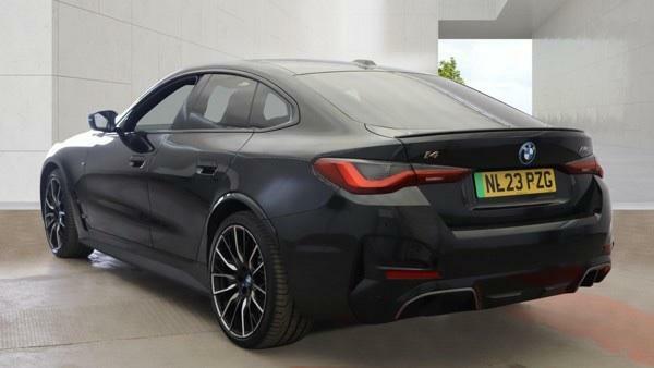 BMW i4 Hatchback 2022 - Black #4