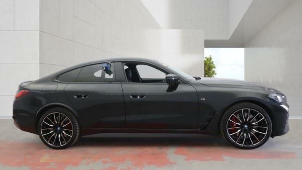 BMW i4 Hatchback 2022 - Black #6