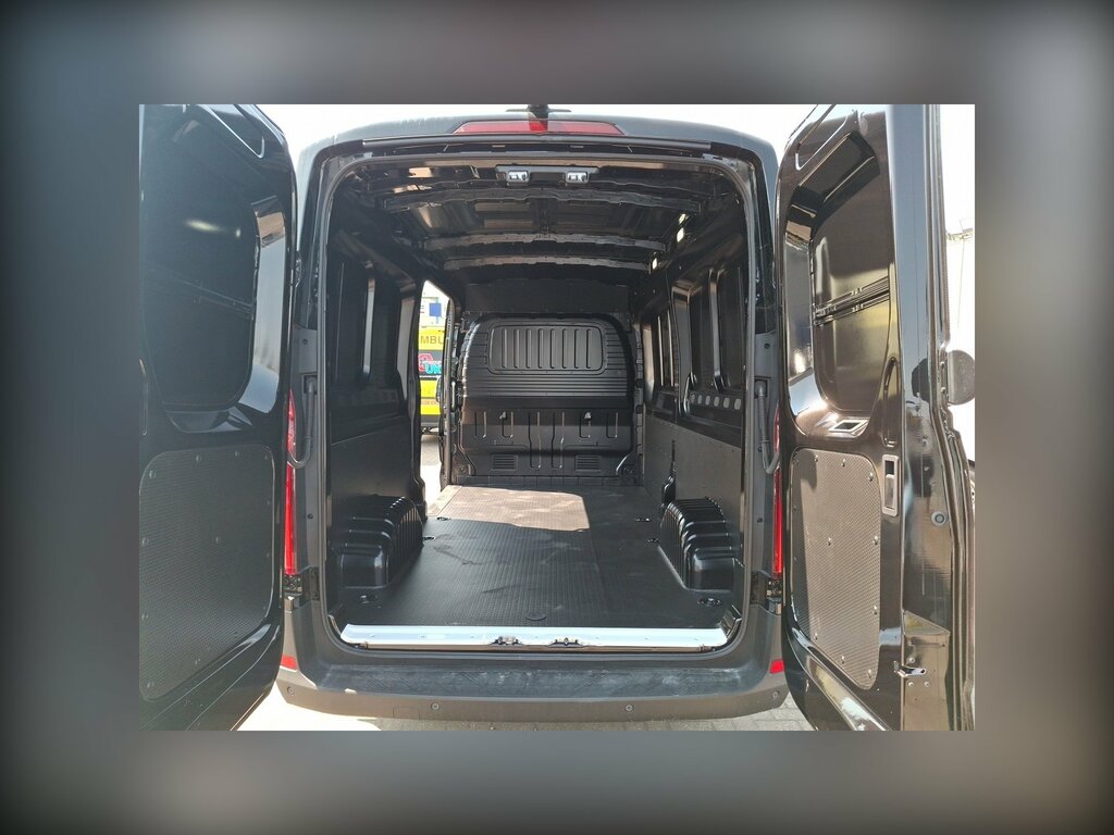 Maxus Deliver 9 2.0 D20 Panel Van Fwd L3 H2 Euro 6 Black #6