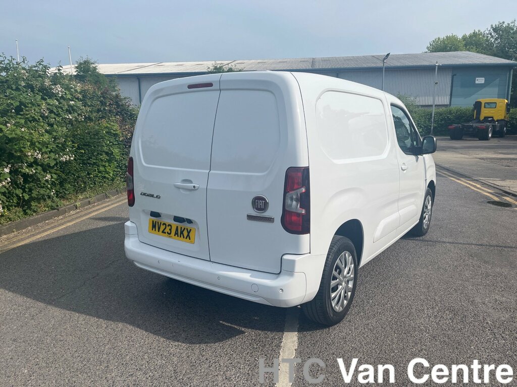 Fiat Doblo 1.5 Bluehdi 1000Kg Primo Panel Van Manu White #4