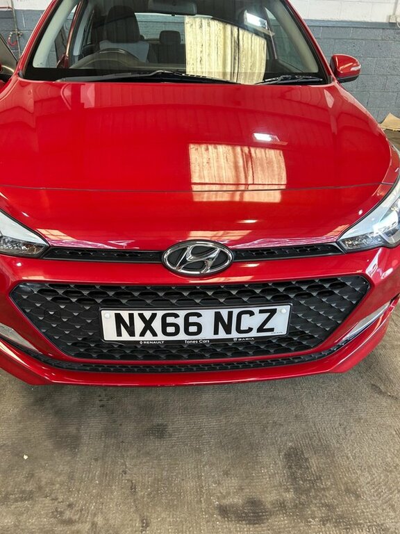 Hyundai I20 1.2 Blue Drive Se Euro 6 Ss Red #5