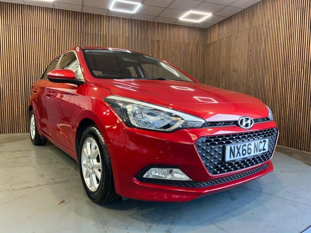 Hyundai I20 1.2 Blue Drive Se Euro 6 Ss Red