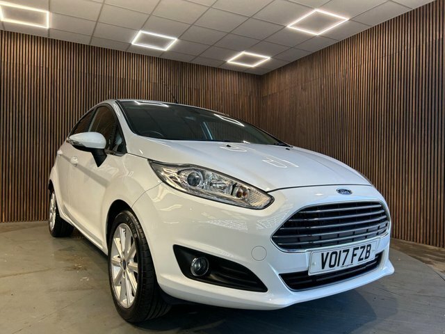 Ford Fiesta 1.0T Ecoboost Titanium Euro 6 Ss White