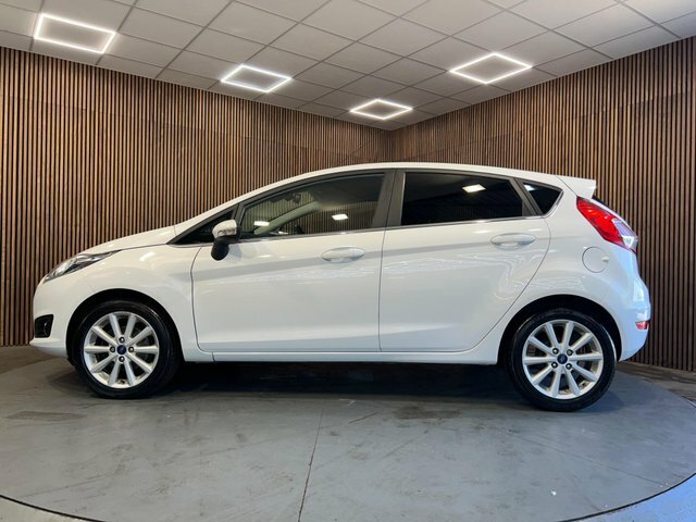 Ford Fiesta 1.0T Ecoboost Titanium Euro 6 Ss White #6
