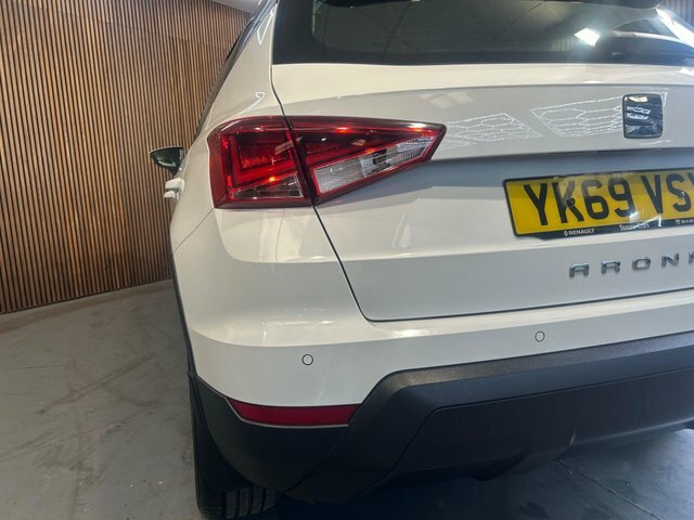 Seat Arona 1.0 Tsi Se Technology Euro 6 Ss YK69VSY White #6