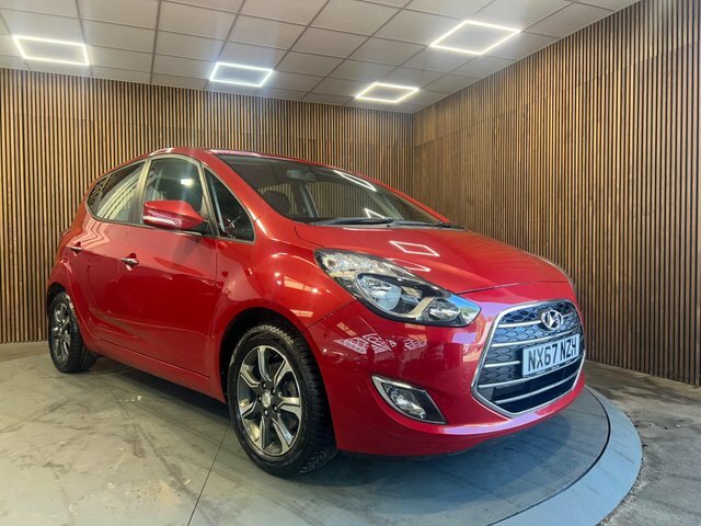 Hyundai Ix20 1.4 Blue Drive Se Euro 6 Ss Red