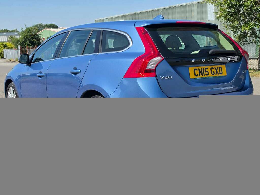 Volvo V60 2.0 D4 R-design Lux Geartronic Euro 6 Ss Blue #3