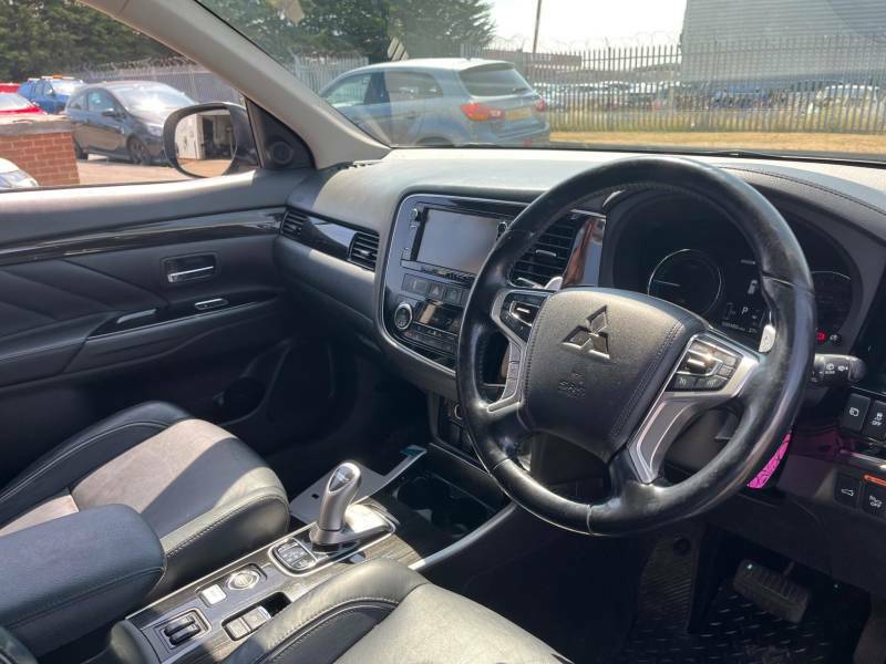 Mitsubishi Outlander 2.0H 12Kwh 4H Suv Plug-in Hybrid Cvt 4W Silver #10