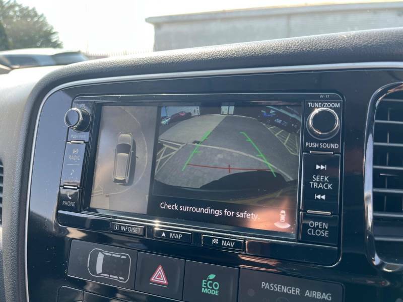Mitsubishi Outlander 2.0H 12Kwh 4H Suv Plug-in Hybrid Cvt 4W Silver #24