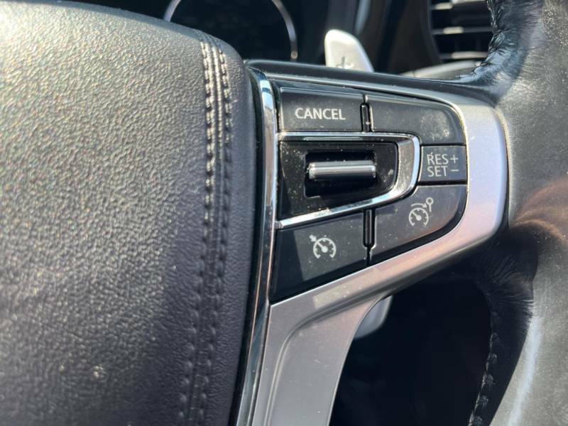 Mitsubishi Outlander 2.0H 12Kwh 4H Suv Plug-in Hybrid Cvt 4W Silver #17
