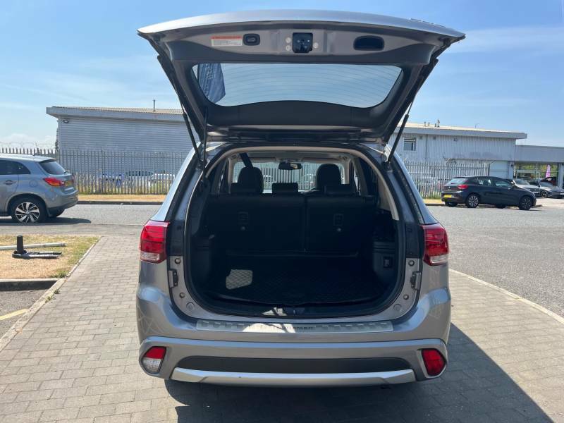 Mitsubishi Outlander 2.0H 12Kwh 4H Suv Plug-in Hybrid Cvt 4W Silver #27