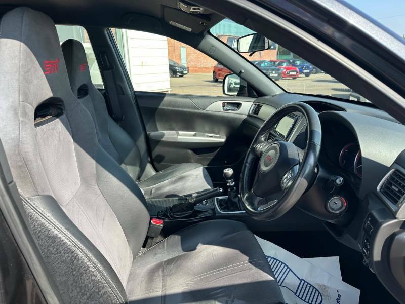 Subaru Impreza Hatchback Blue #9