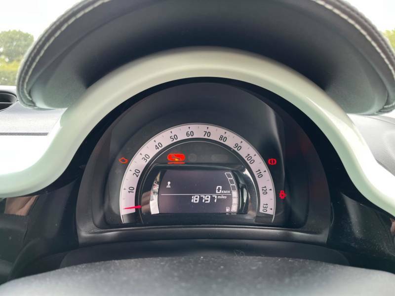 Renault Twingo 0.9 Tce Iconic Green #9