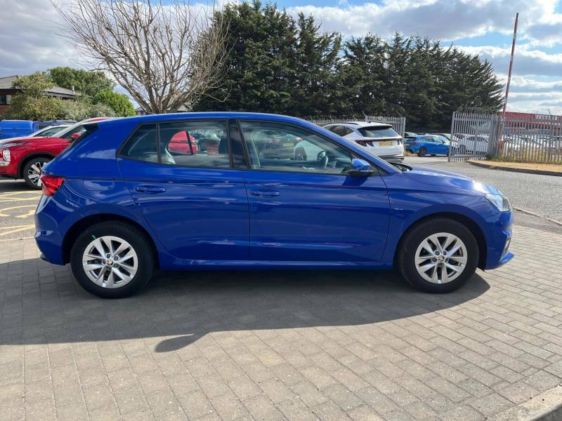 Skoda Fabia 1.0 Tsi 95Ps Se Comfort 5-Dr Hatchback Blue #10