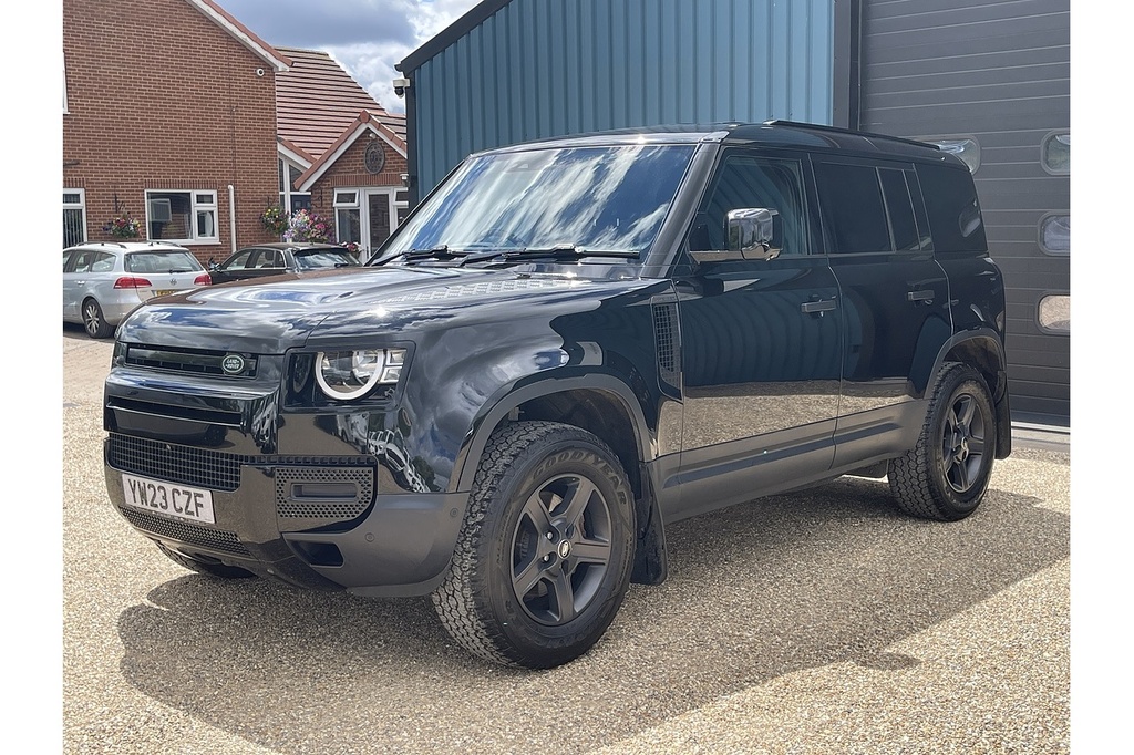 Land Rover Defender 110 D250 Mhev 2023 U2591 Ulez YW23CZF Black #3