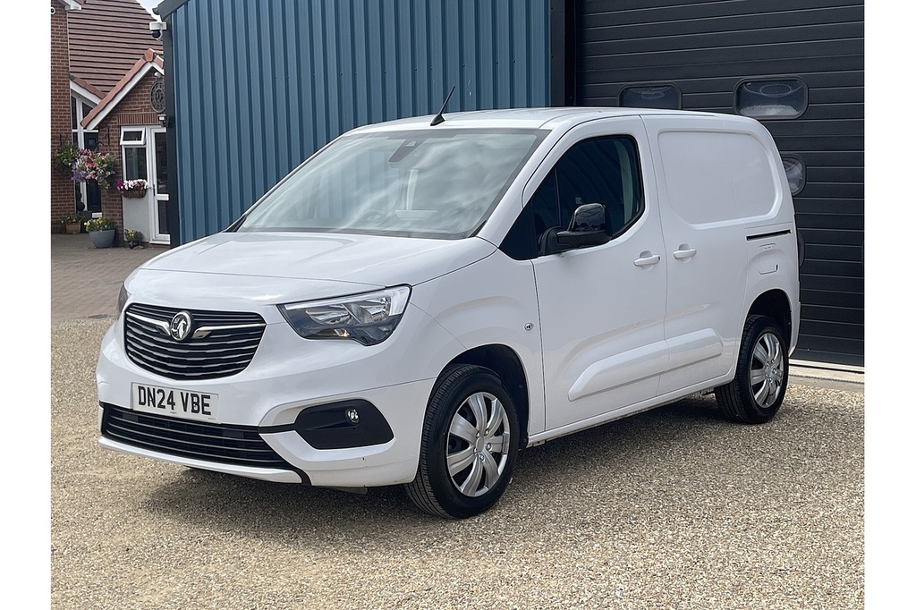 Vauxhall Combo Turbo D 2300 Pro 2024 U2598 Ulez White #4