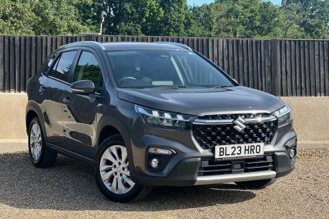 Suzuki S Cross 2023 23 Motion