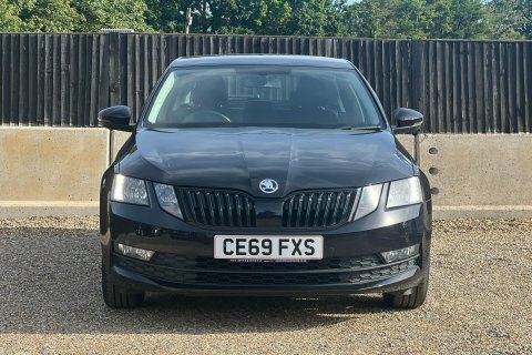 Skoda Octavia 2019 69 Se Black #5