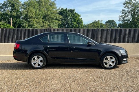 Skoda Octavia 2019 69 Se Black #6