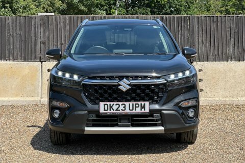 Suzuki S Cross 2023 23 Motion #5