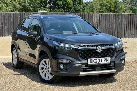 Suzuki S Cross 2023 23 Motion