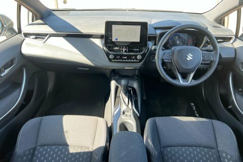 Suzuki Swace 1.8H Ultra Cvt Euro 6 S S Silver #10